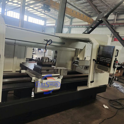 큰 스핀들 포어 고 정밀 Cnc 오일 컨트리 파이프 QK1325x1500 파이프 스레딩 라트